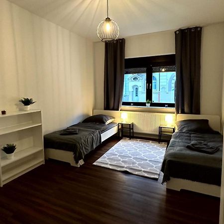 Cozy Apartment With Garden In גלזנקירכן מראה חיצוני תמונה