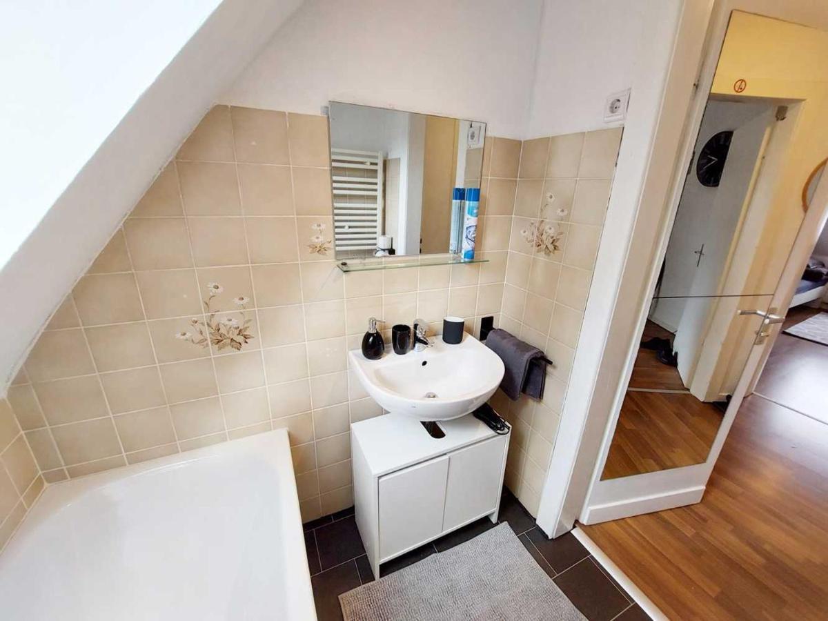 Cozy Apartment With Garden In גלזנקירכן מראה חיצוני תמונה